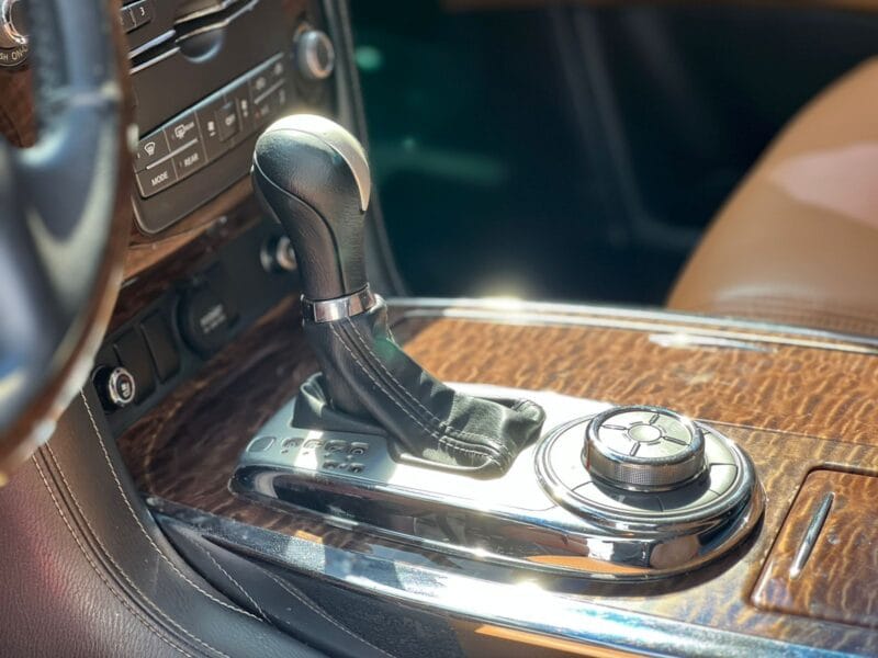 2014 Nissan Patrol Platinum V8 320HP GCC Specs