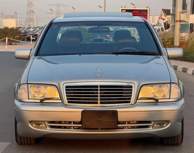 1998 MERCEDES-BENZ C43 NEAT AND CLEAN CAR