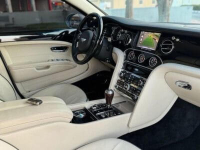 Bentley Mulsanne BENTLEY MULSANNE 2012 V8 VIP LOW MILEAGE IN PERFECT CONDITION