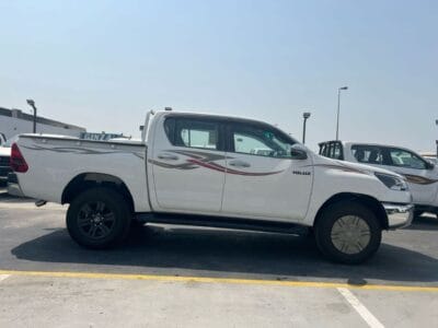 2025 Toyota Hilux DLS 2.7L