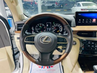 Lexus Lx570 White 2021