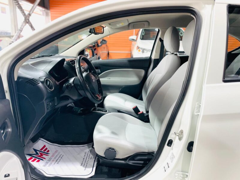 Mitsubishi Attrage White 2022