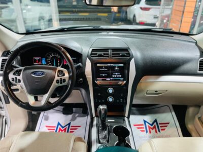 Ford Explorer XLT Silver 2015