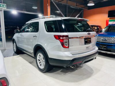 Ford Explorer XLT Silver 2015