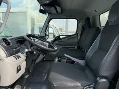 2019, Mitsubishi Canter - Diesel, Water shutter, 18FT GCC