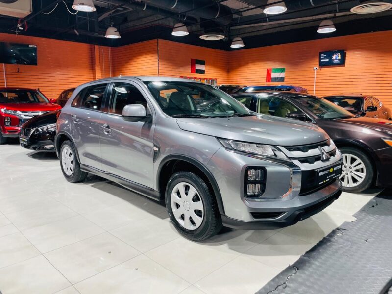 Mitsubishi ASX Gray 2022
