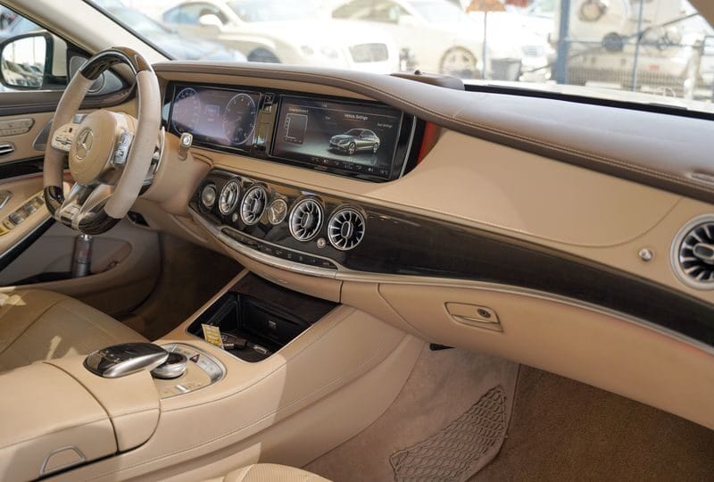 2015 Mercedes-Benz S 550 Body Kit 8-cylinders Engine