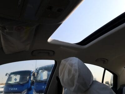 2025 MG MG5 Deluxe Blac 3-Cylinder Engine GCC