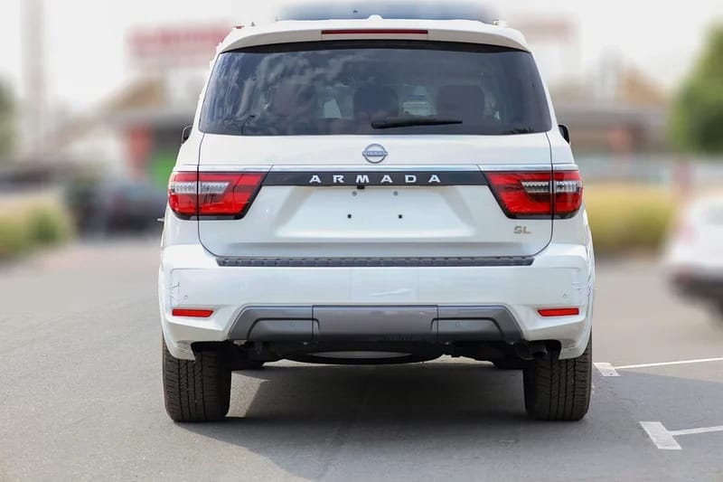2024 Nissan Armada SL White 8-Cylinder Engine Automatic