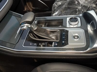 2025 JETOUR X70 1.5L Turbocharged 4-Cylinder Silver