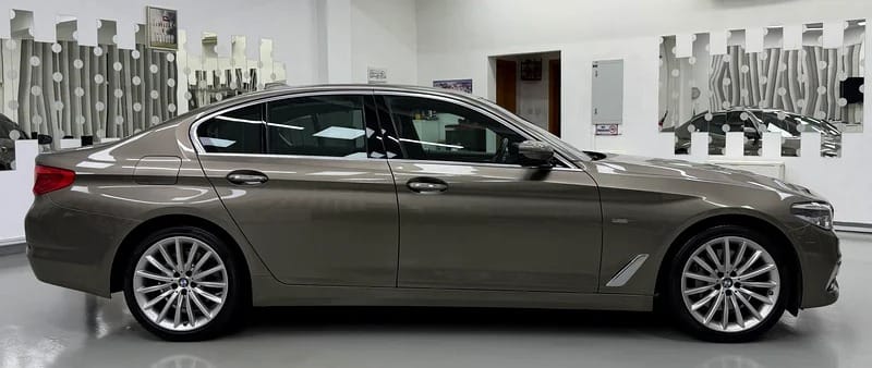 2017 BMW 5-Series 530i Luxury Line FSH Perfect condition