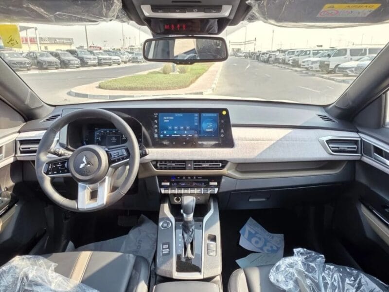 Mitsubishi Xforce 2025 MITSUBISHI 1.5L P-LINE BLACK EDITION