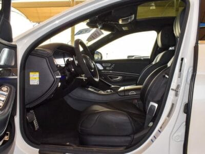 Mercedes-Benz S 63 AMG 4 Matic 2014 8-Cylinder Engine