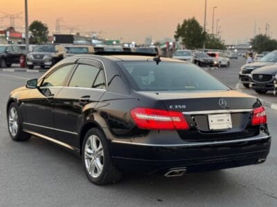 2012 MERCEDES-BENZ E350 V6 NEAT AND CLEAN CAR