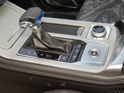 2025 JETOUR X70 Black 1.5L Turbocharged 4-Cylinder