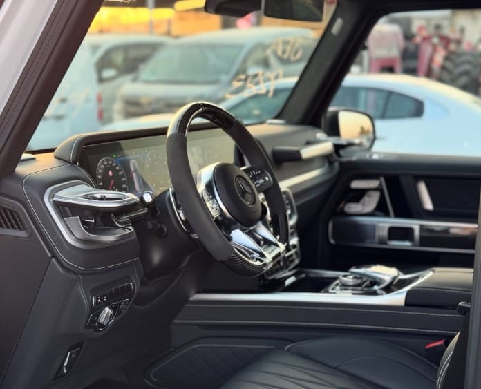 MERCEDES-BENZ G 63 HERO MAGNO 2023 White