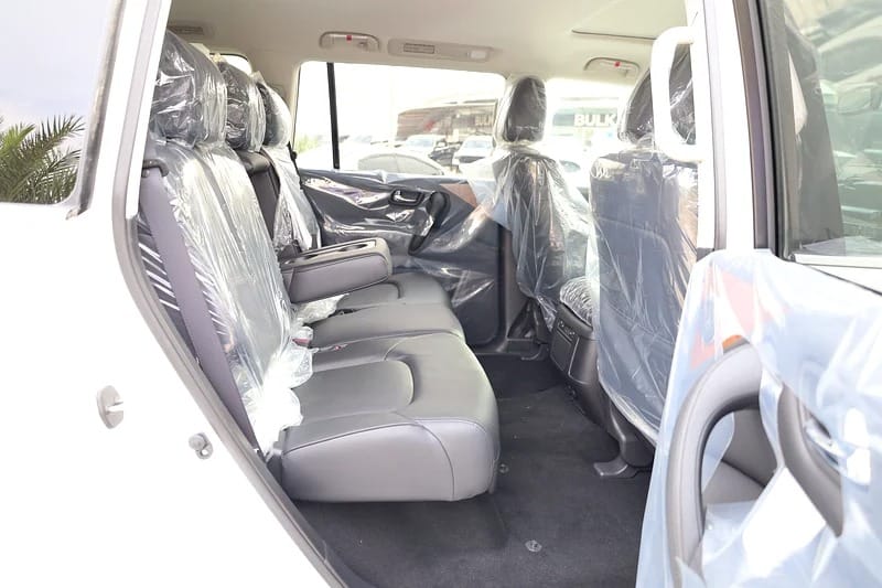 2024 Nissan Armada SL White 8-Cylinder Engine Automatic