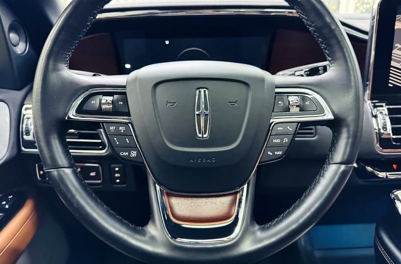 2020 Lincoln Navigator Presidential GCC PERFECT CONDITION