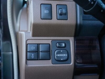 2025 Toyota Land Cruiser LC 76 2.8L AT Diesel (Gray)