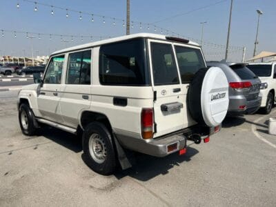 Toyota Land Cruiser 70 Std 4.5L LX V8 4.5 TURBO L Std 4.5L 4WD