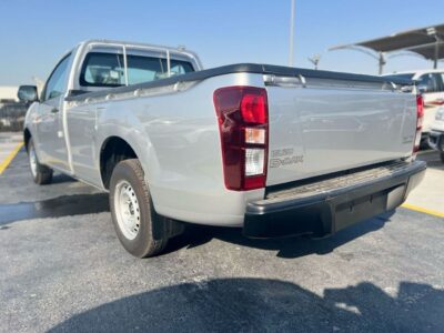 ISUZU D-MAX 2.5L 2WD 2026 Model Japanese Specs