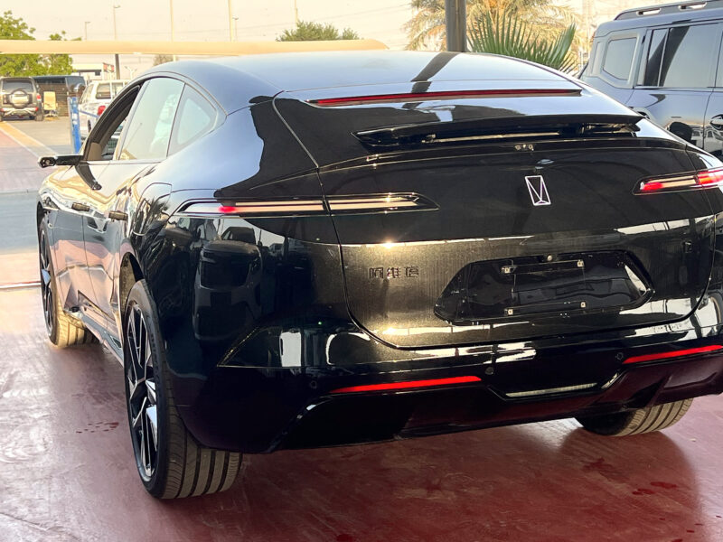 AVATR 12 GT AWD 2025