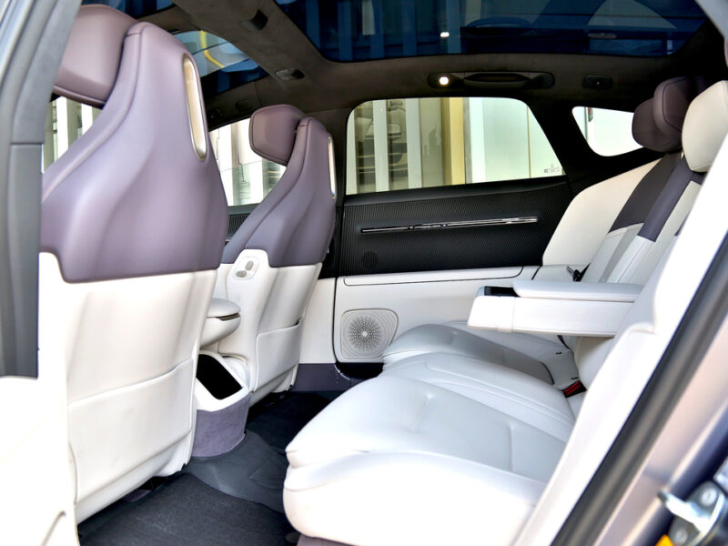 Avatr 12 Matte Blue GT Top Version Sport Hatchback with 3 Lidar Pure Electric 2024