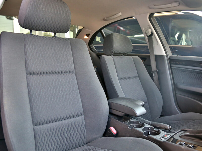 BMW 320i Low mileage V6 2003 Japan