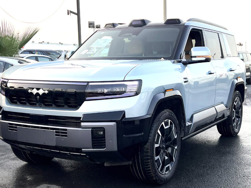 BYD Leopard 8 VIP HYBRID SILVERMOON 2025