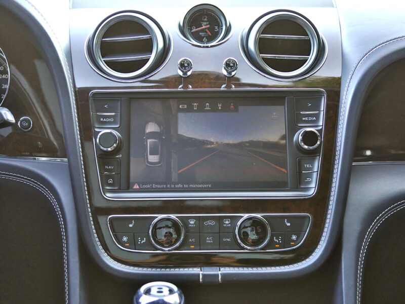 Bentley Bentayga 2017 Perfect inside out