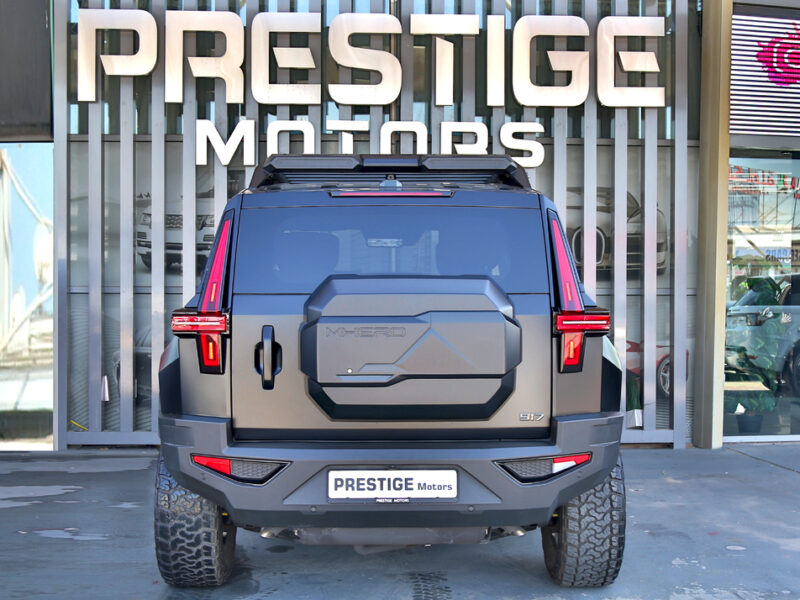 Dongfeng M Hero 917 Military-Inspired Hybrid SUV 2024