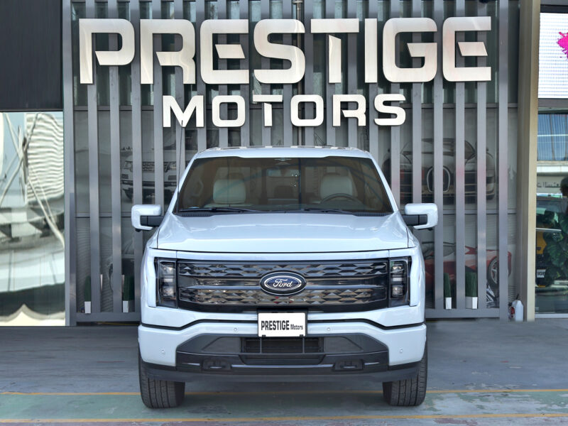 Ford F 150 LIGHTNING Platinum AWD Electric 2023 - Local Registration +10%