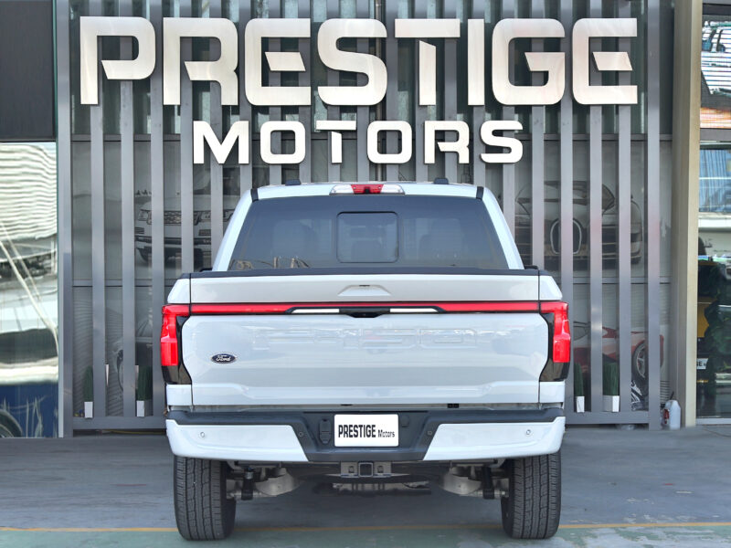 Ford F 150 LIGHTNING Platinum AWD Electric 2023 - Local Registration +10%