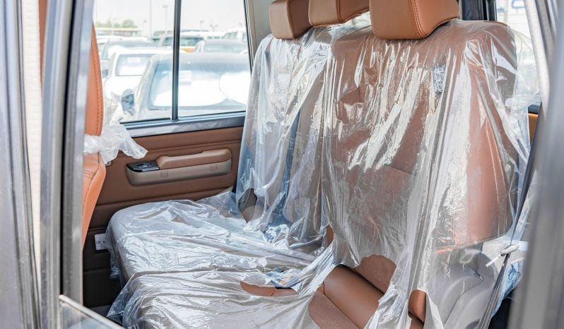 2025 Toyota Land Cruiser LC 76 2.8L AT Diesel (Gray)