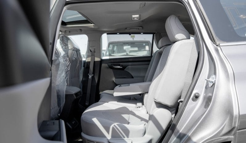 2025 Toyota Highlander GLE 2.5L AT Hybrid (Gray)