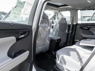 2025 Toyota Highlander GLE 2.5L AT Hybrid (Silver)