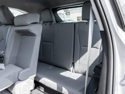 2025 Toyota Highlander GLE 2.5L AT Hybrid (Silver)