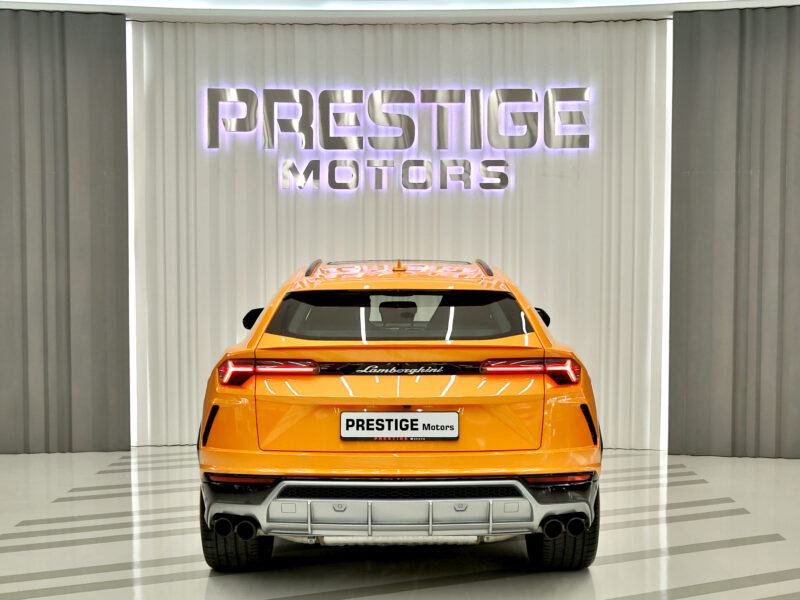 Lamborghini Urus 2021