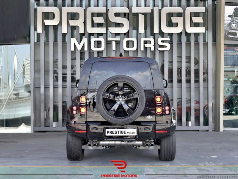 Land Rover Defender 2023