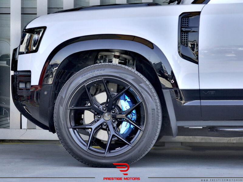 Land Rover Defender URBAN Kit 2022 V8 with Maltik full exhaust system