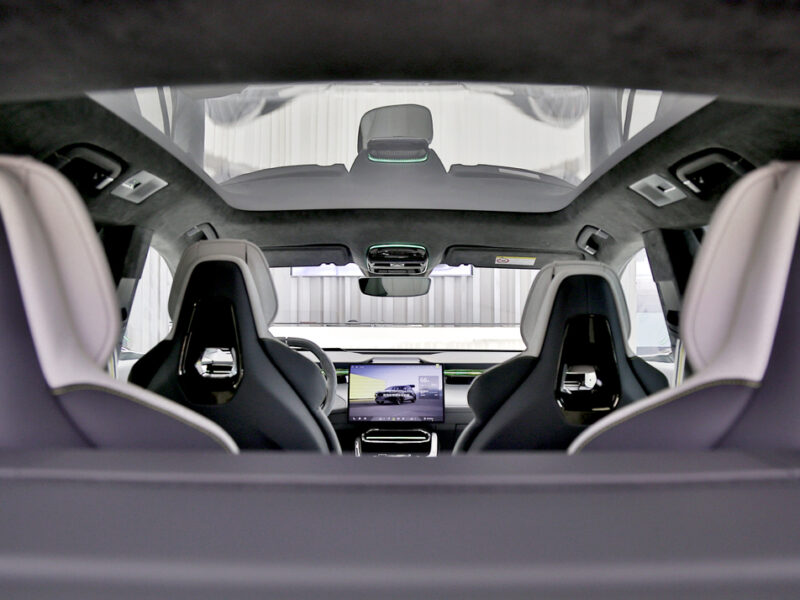 Lotus Eletre R+ 2024