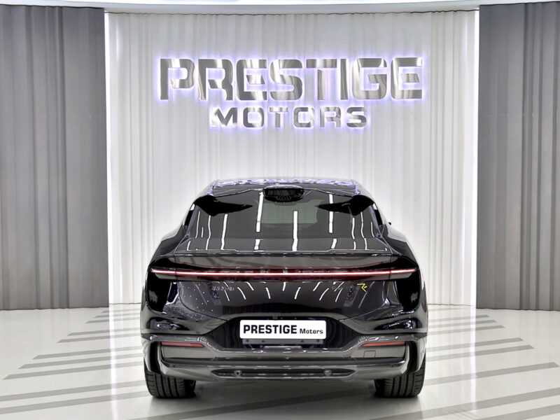 Lotus Eletre R+ 2024