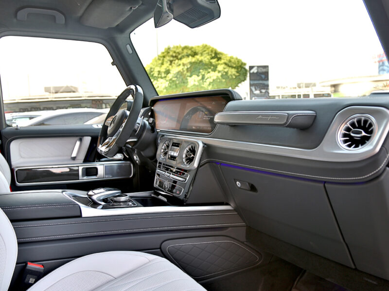 Mercedes-Benz G 63 AMG DBL Night Package Manufaktur Chinablue 2024