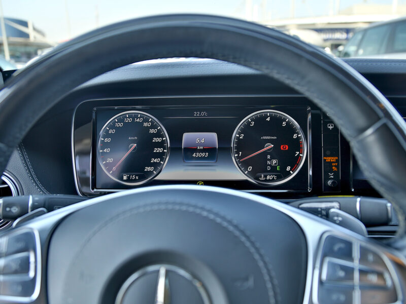 Mercedes-Benz S 550 2017 Perfect inside and out