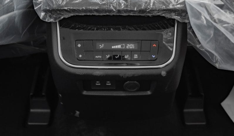 2025 Nissan Patrol LE T1 3.5L AT Petrol (White-Black)