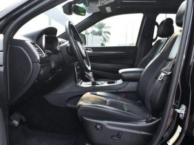 Jeep Grand Cherokee 3.6L V6 2020 With SRT Badge