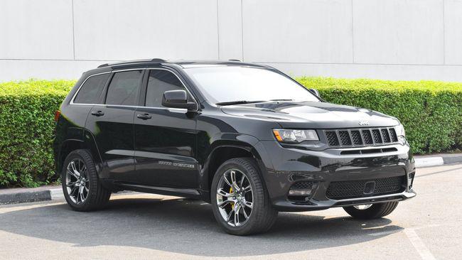 Jeep Grand Cherokee 3.6L V6 2020 With SRT Badge