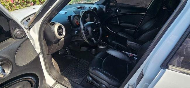 Mini Cooper Countryman 2011