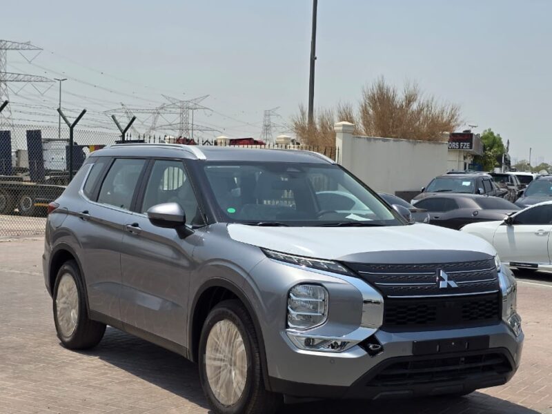 Mitsubishi Outlander 4x2 2025 2.5L Mid option