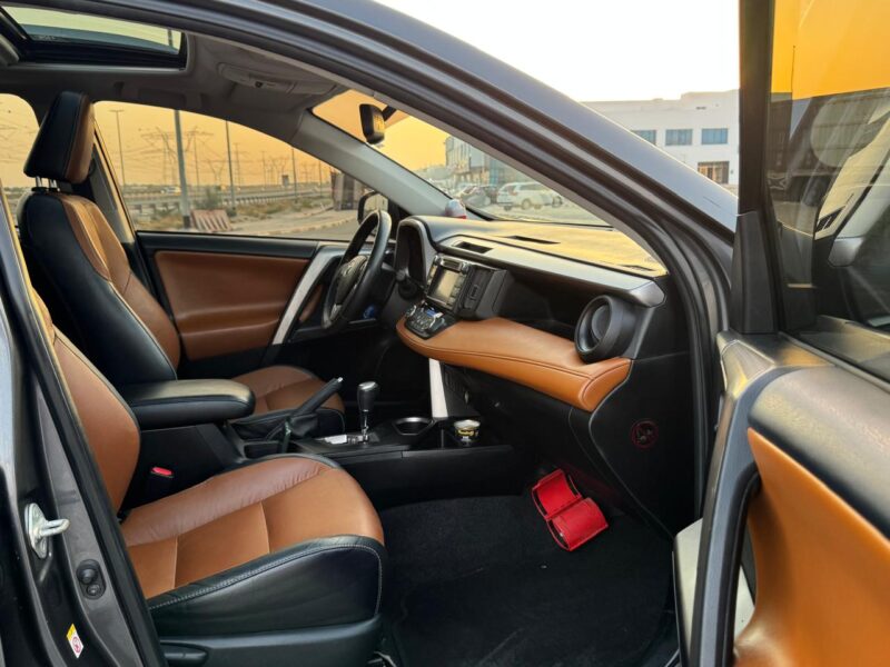 Toyota Rav 4 2018 Full Option